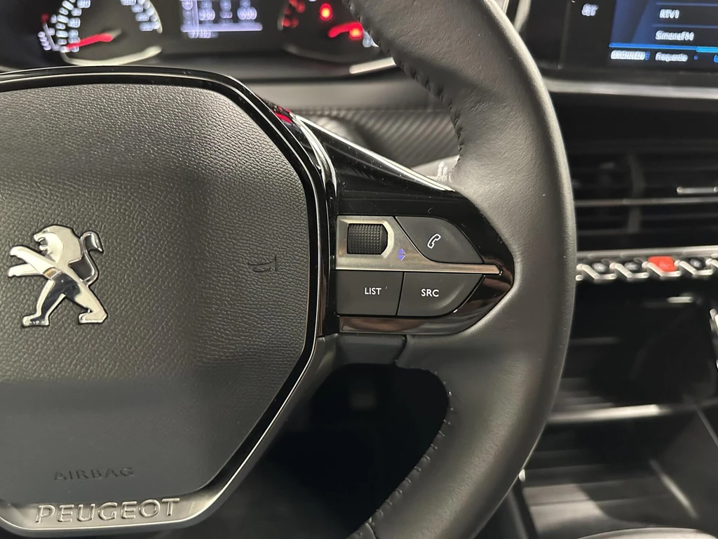 Peugeot 208 – foto 20