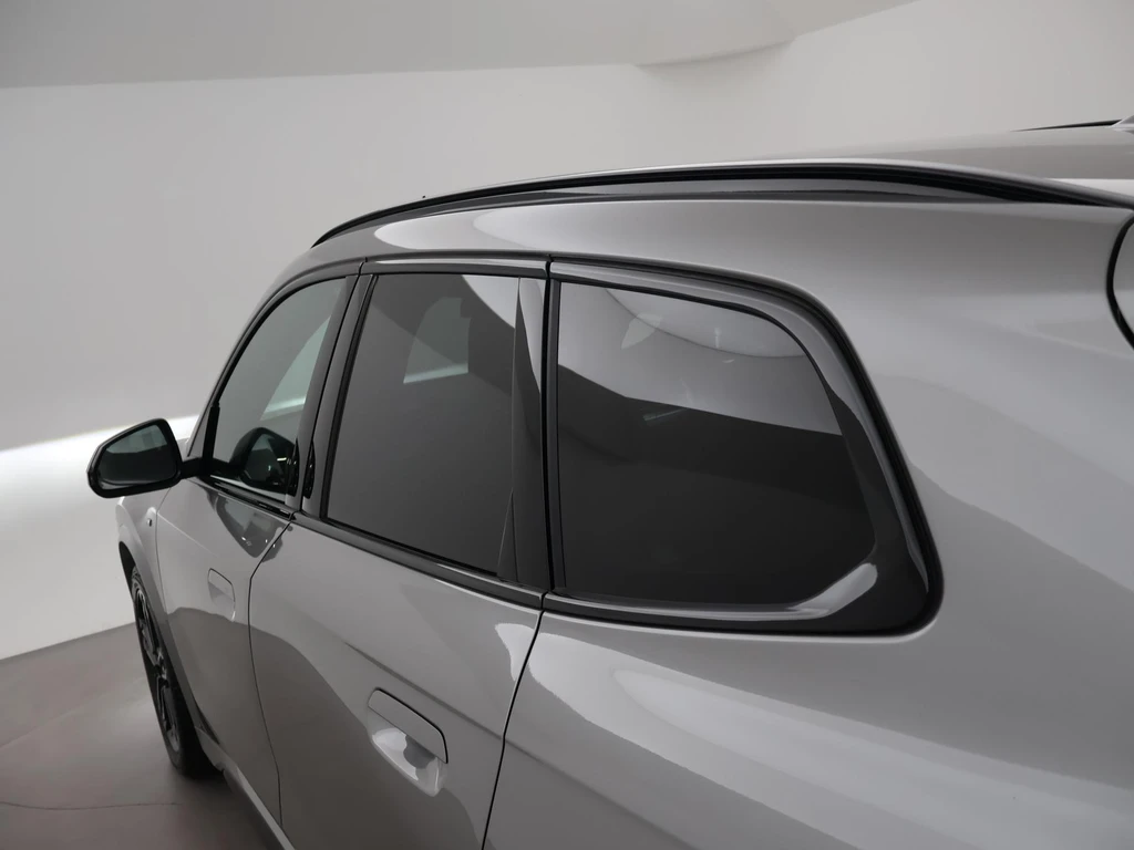 BMW iX1 – foto 20