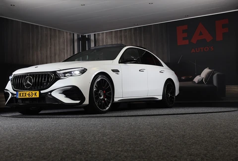Mercedes-Benz E-klasse AMG 53 4MATIC+ Night Edition / Hyperscreen / Head Up / Burmester4D / 360 Camera / 4W Sturing / Pano