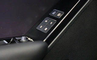 Land Rover Range Rover Velar – thumbnail 36