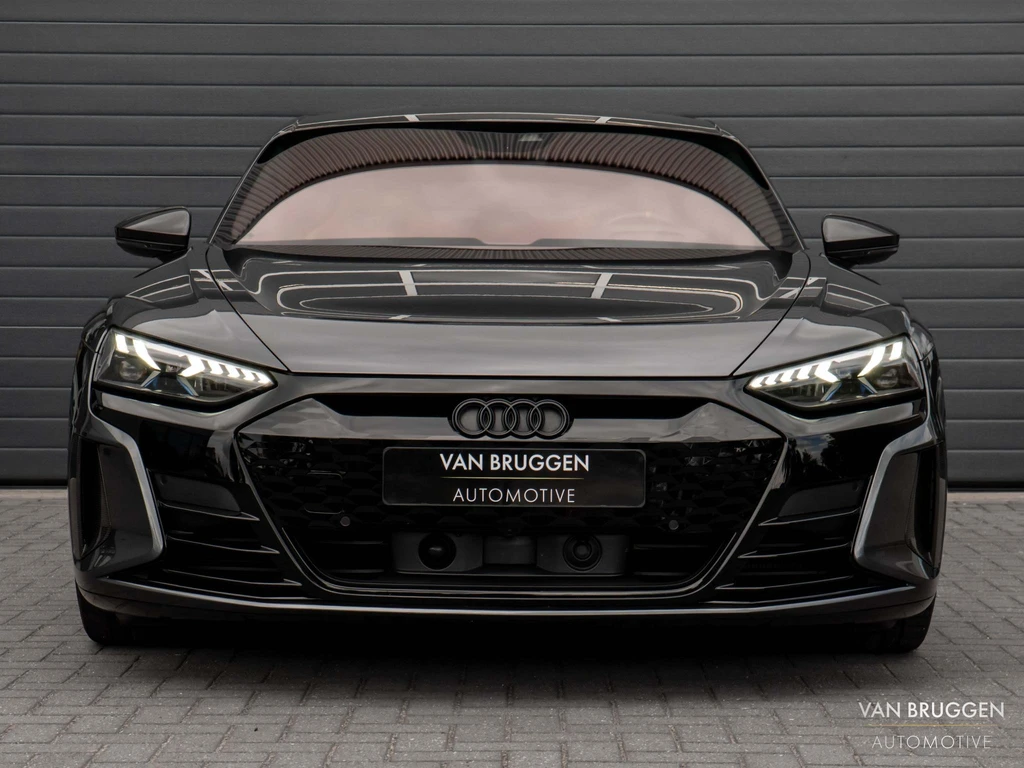Audi e-tron GT – foto 12