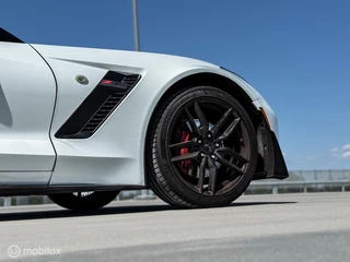 Chevrolet Corvette – thumbnail 18