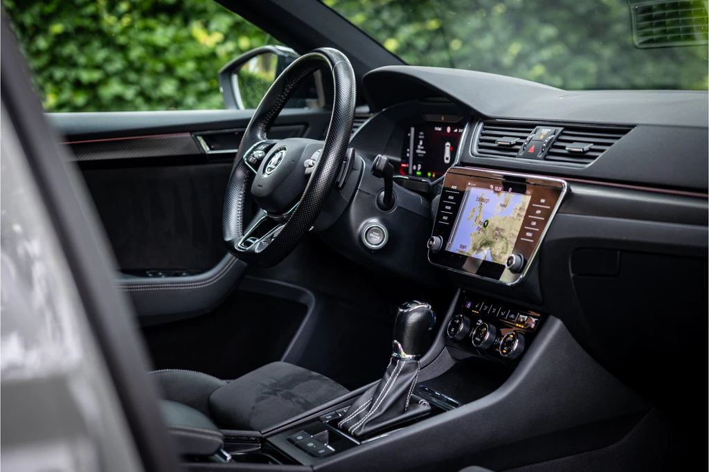 Škoda Superb – foto 32