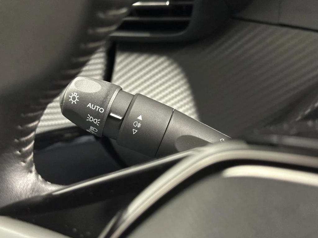 Peugeot 208 – foto 20