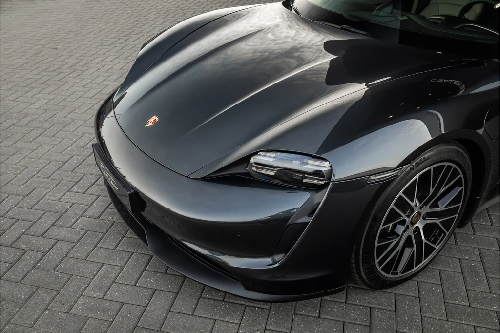 Porsche Taycan – foto 2