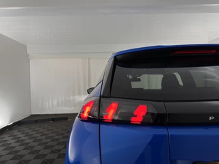 Peugeot 2008 – thumbnail 4
