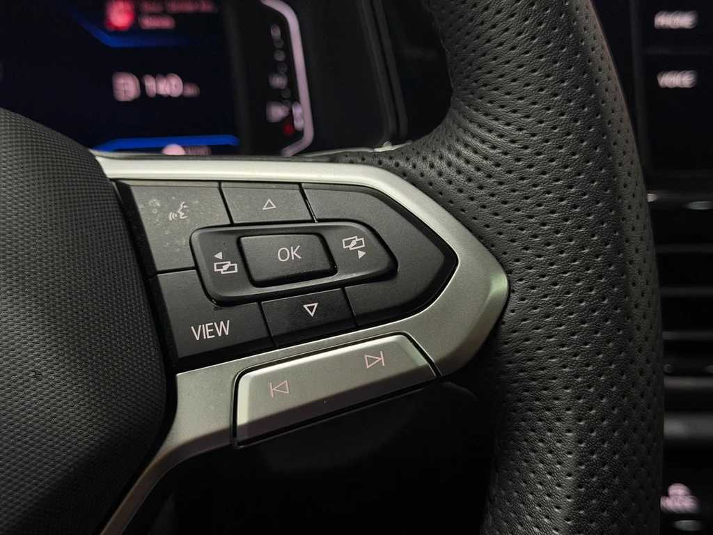 Volkswagen T-Roc – foto 13