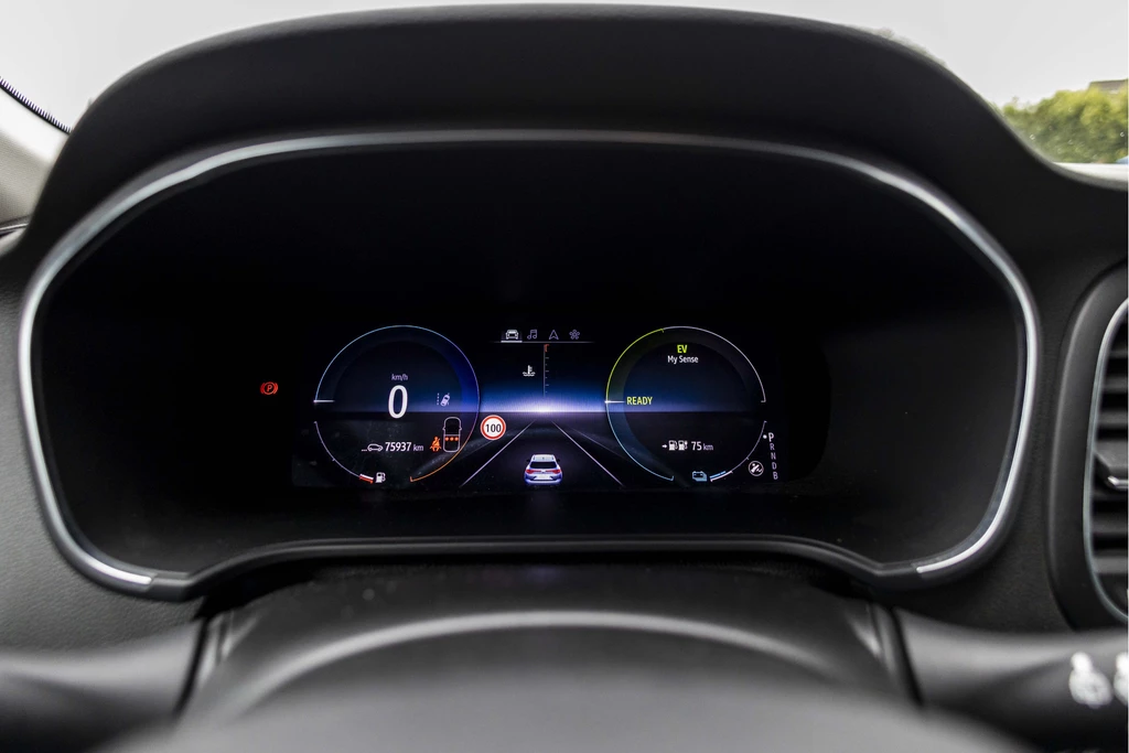 Renault Megane E-Tech – foto 11