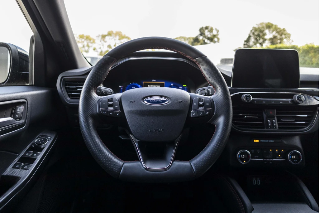 Ford Kuga – foto 11