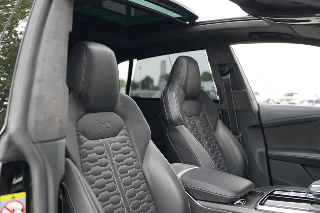 Audi RSQ8 – foto 18