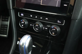 Volkswagen Golf – thumbnail 34