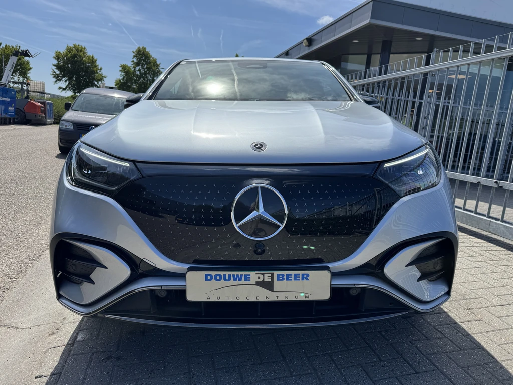 Mercedes-Benz EQE – foto 6