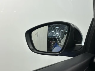 Peugeot 208 – thumbnail 16