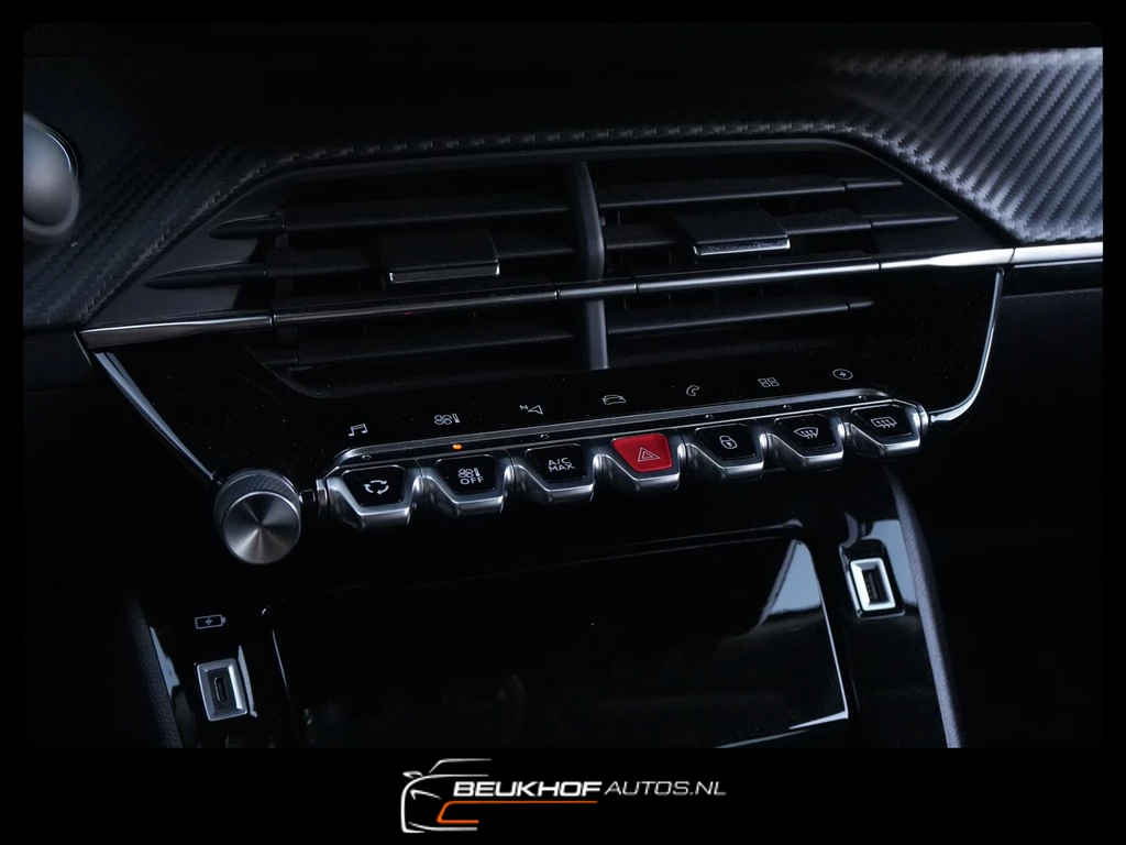Peugeot e-2008 – foto 31