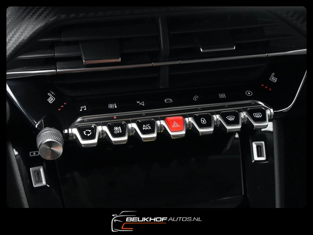 Peugeot e-2008 – foto 18