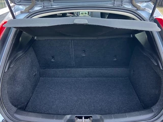 Volvo V40 – thumbnail 17