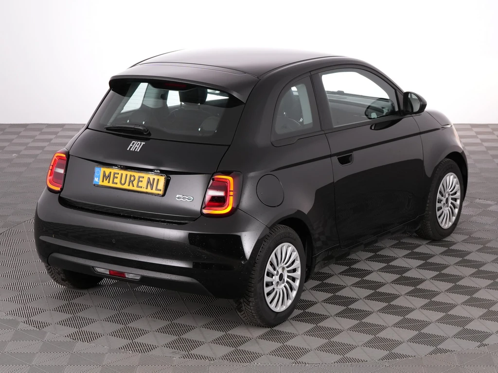 Fiat 500e – foto 11