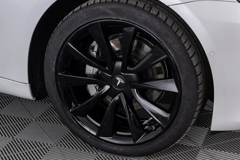 Tesla Model 3 – foto 24