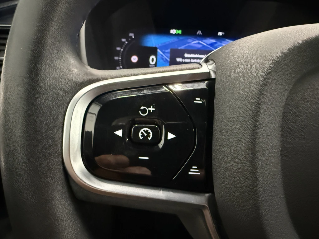 Volvo XC90 – foto 30