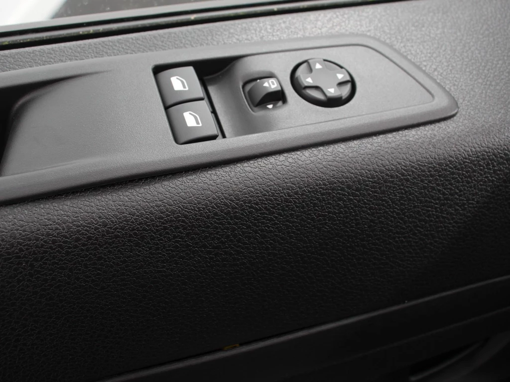 Opel Vivaro – foto 14