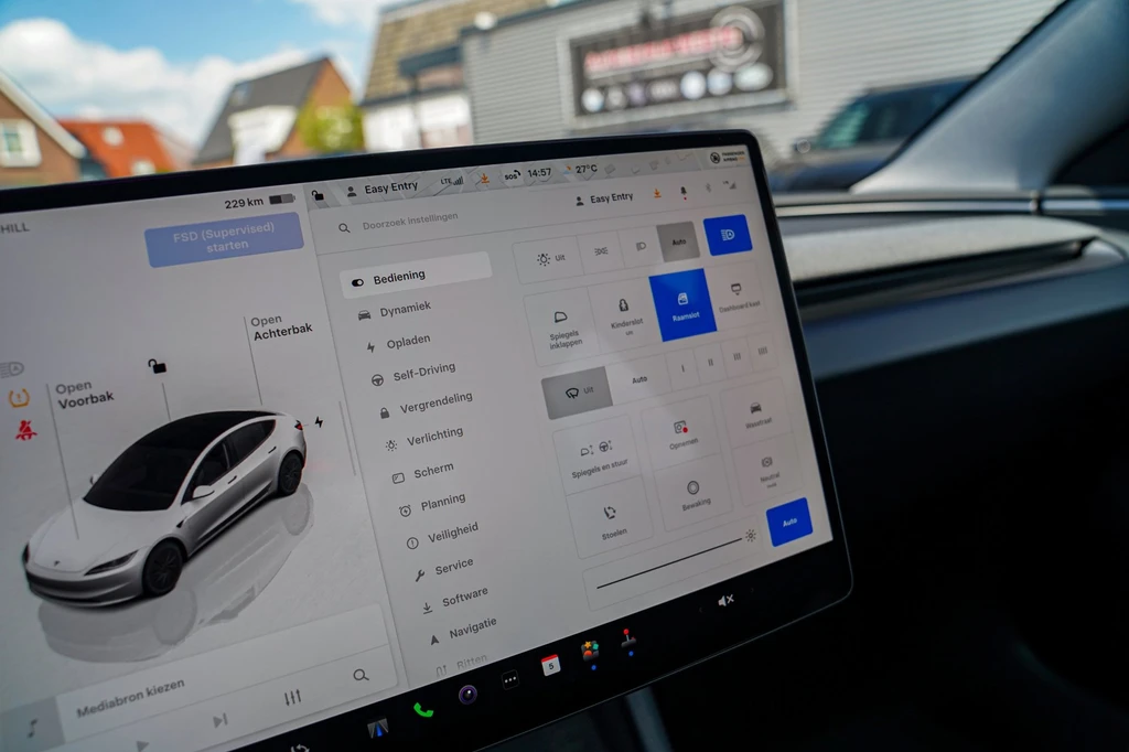 Tesla Model 3 – foto 24