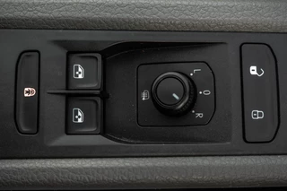 Volkswagen Transporter – thumbnail 25