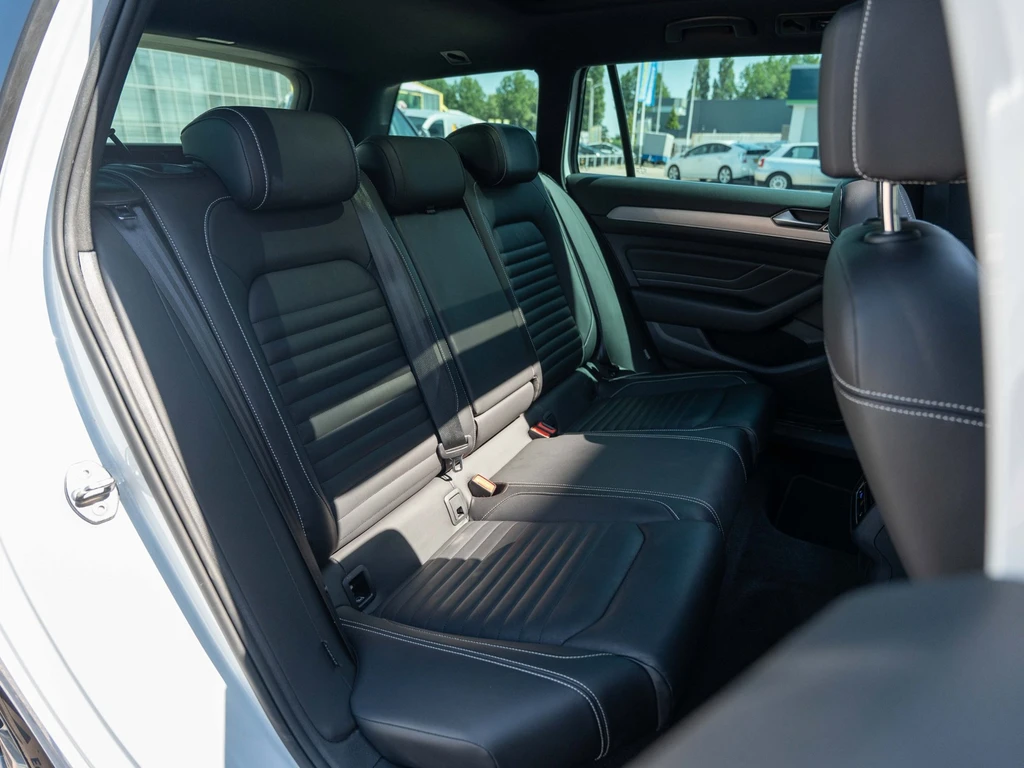 Volkswagen Passat – foto 43