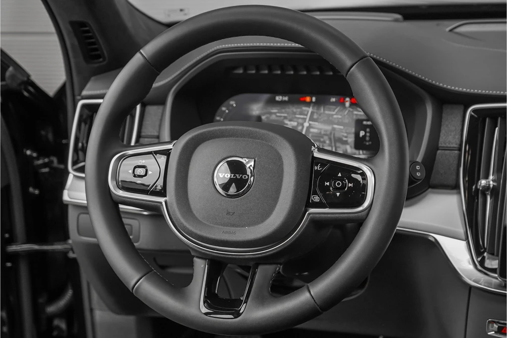 Volvo XC90 – foto 22