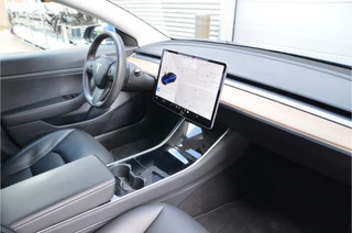 Tesla Model 3 – thumbnail 10