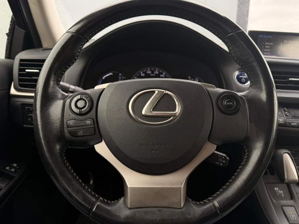 Lexus CT – foto 11