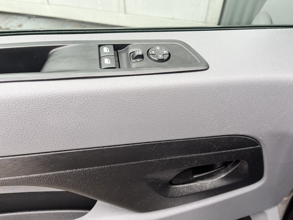 Opel Vivaro – foto 14