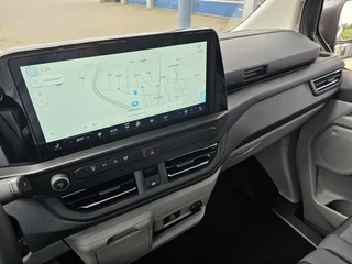 Ford Transit Custom – thumbnail 21