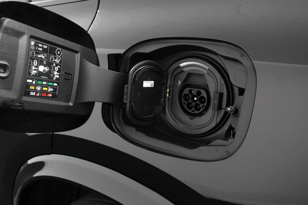 Mercedes-Benz GLC – foto 30
