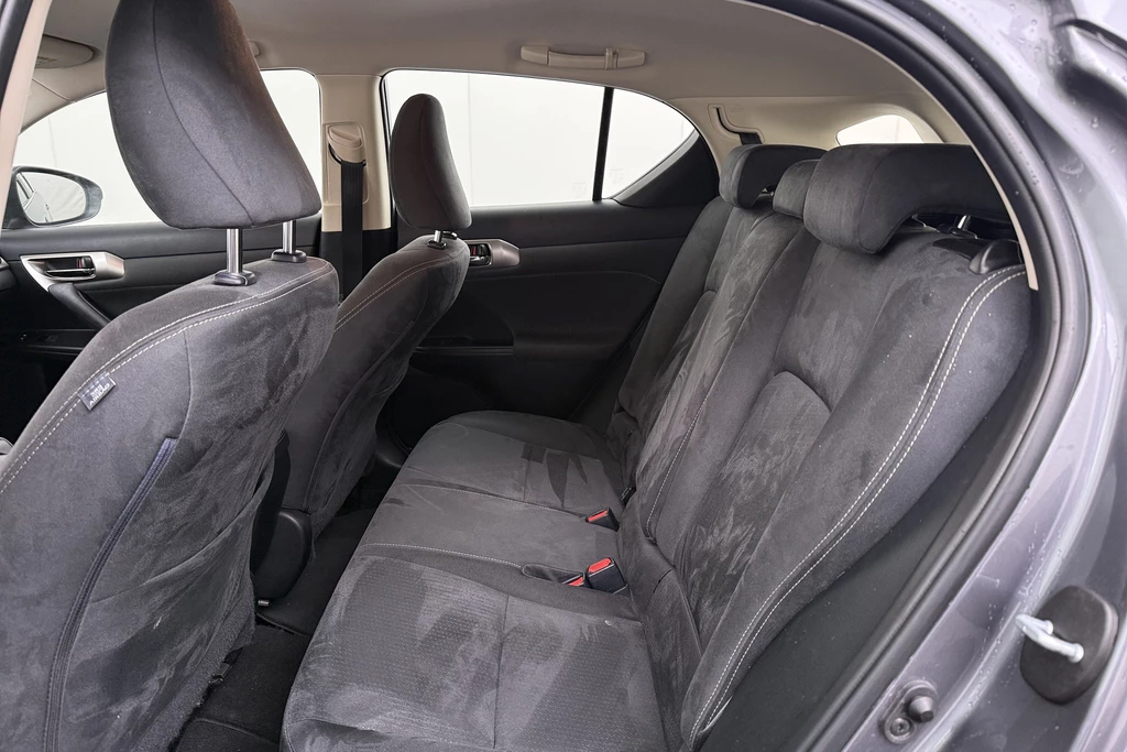 Lexus CT – foto 12