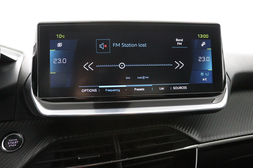 Peugeot e-208 – foto 37