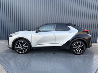 Toyota C-HR – thumbnail 3