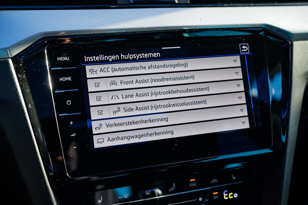 Volkswagen Passat – foto 43
