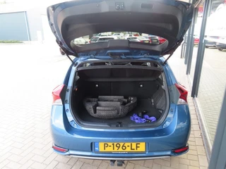 Toyota Auris – thumbnail 9