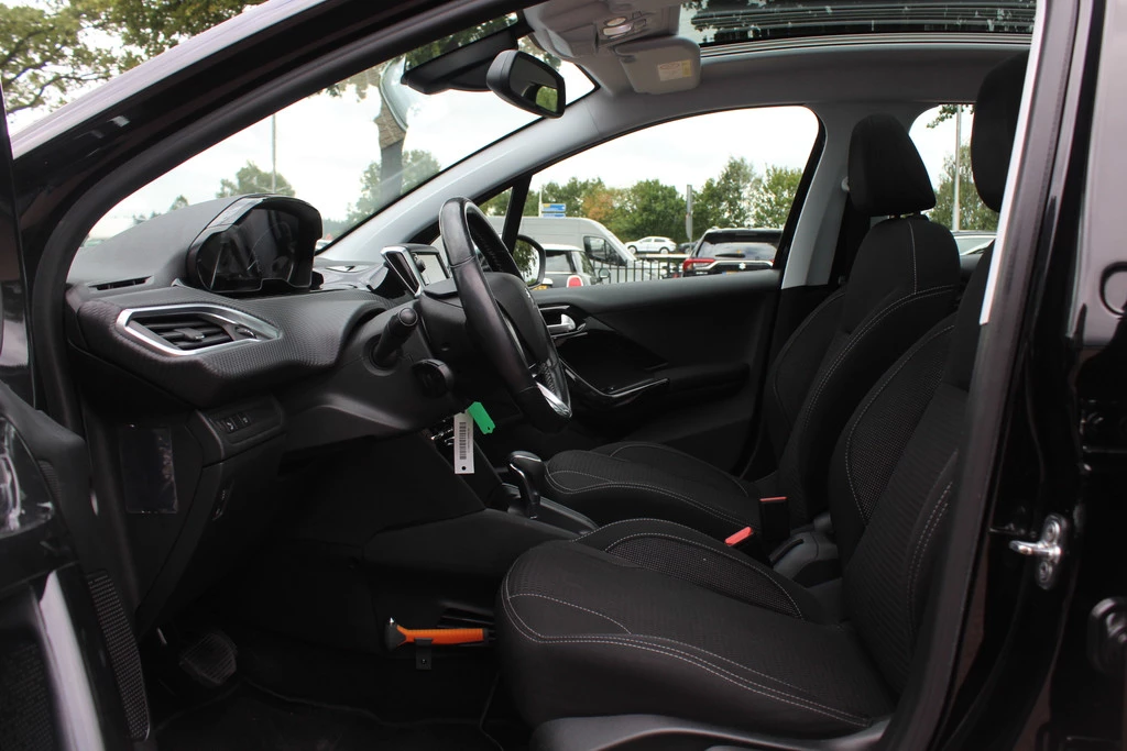 Peugeot 208 – foto 7