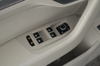 Volkswagen Touareg – thumbnail 17