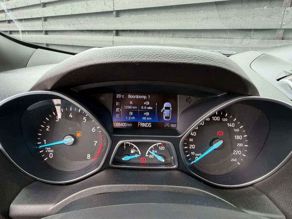 Ford Kuga – foto 12
