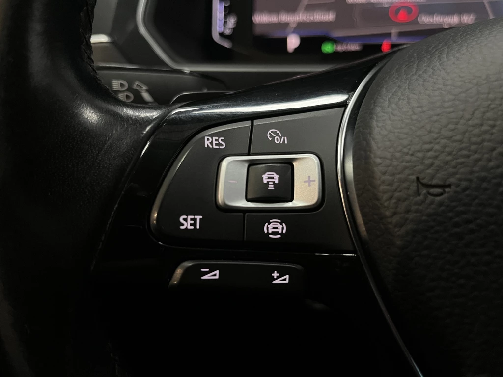 Volkswagen Tiguan – foto 18