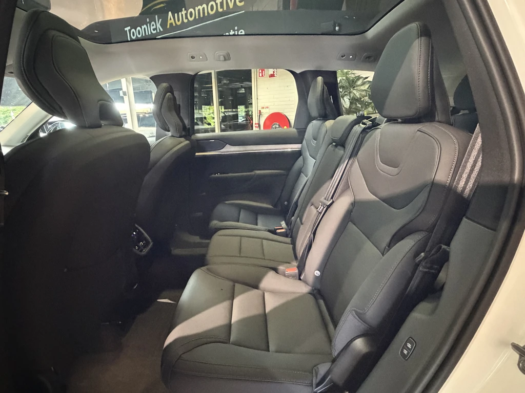 Volvo EX90 – foto 15