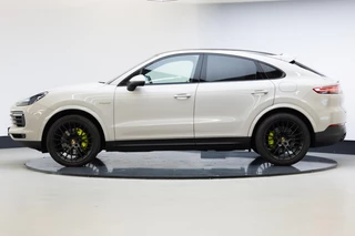 Porsche Cayenne – thumbnail 2