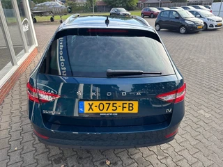 Škoda Superb – thumbnail 2