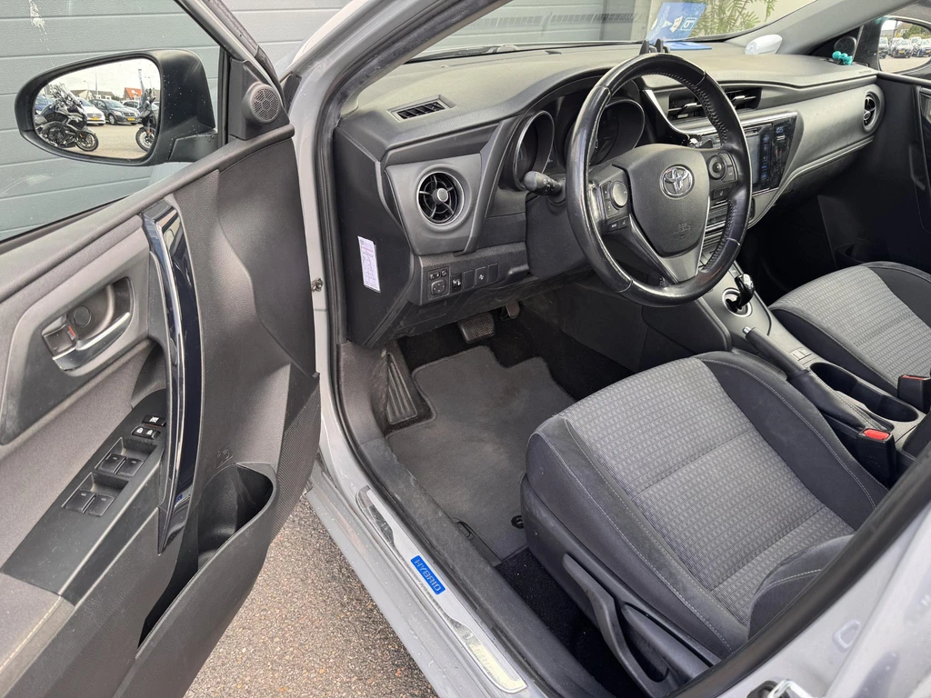 Toyota Auris – foto 16