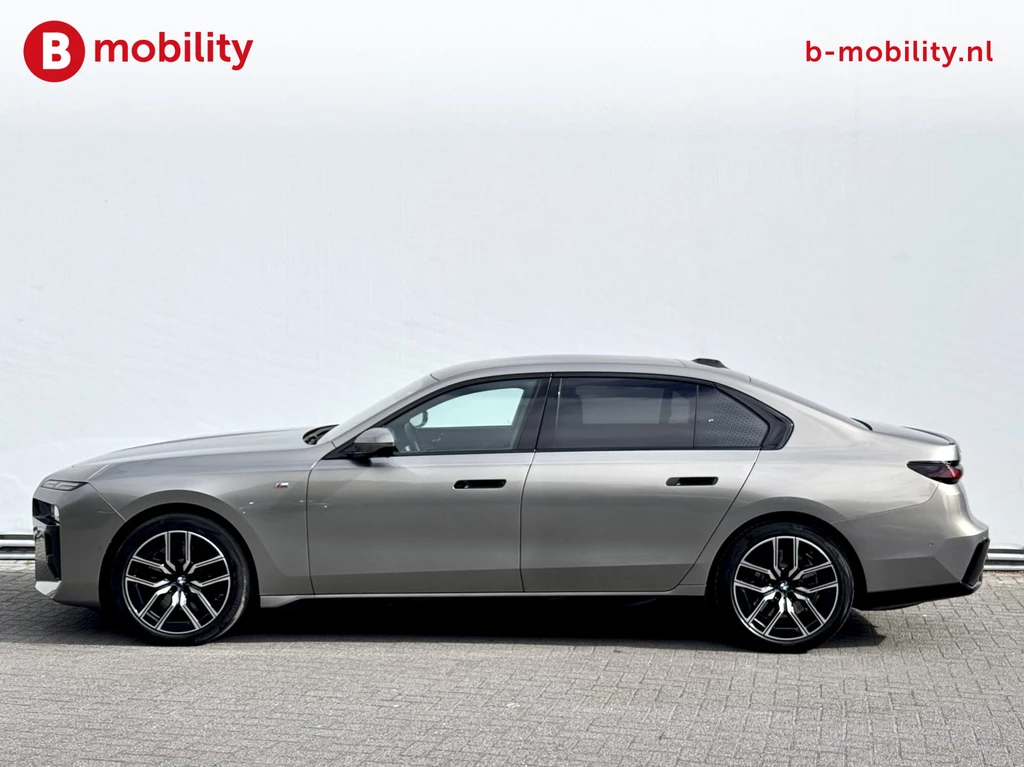 BMW i7 – foto 2