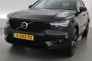 Volvo XC40 – thumbnail 2