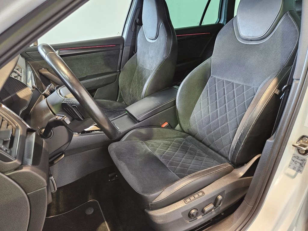 Škoda Superb – foto 25