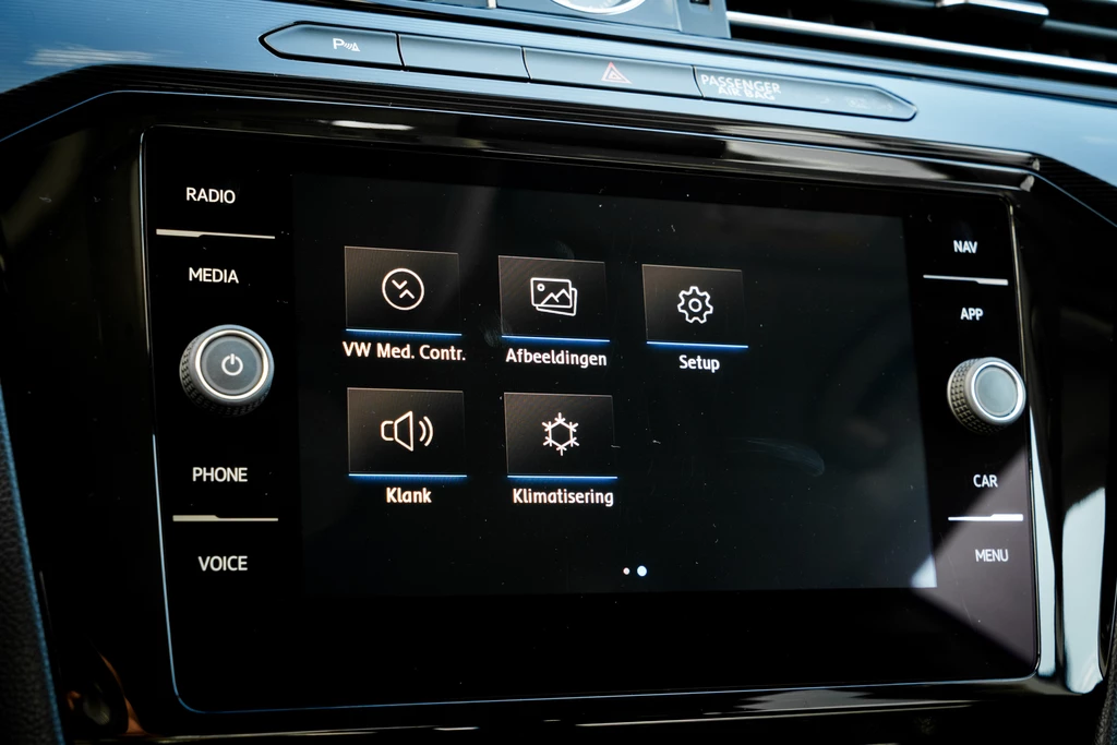 Volkswagen Passat – foto 35